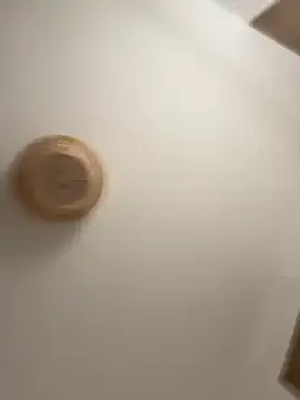 Megu_Melon – webcam model profile photo Image 7