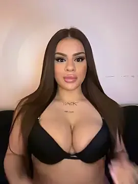 HannaMarie – webcam model profile photo Image 2