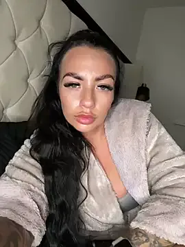 BellaBlackUK Image 18