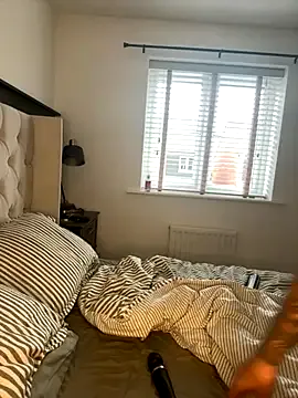 emma05 – webcam model profile photo Image 7