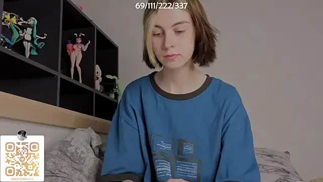 HotBella- – webcam model profile photo Image 16