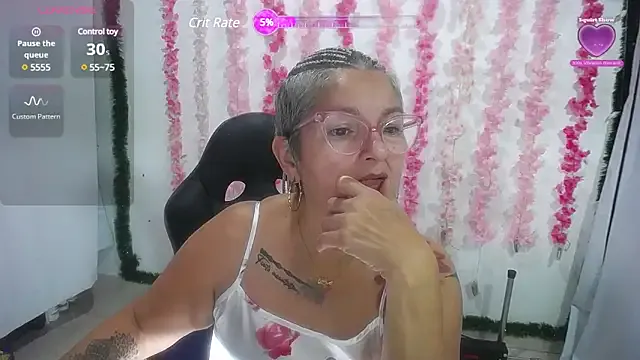 bety-cum2 Image 5