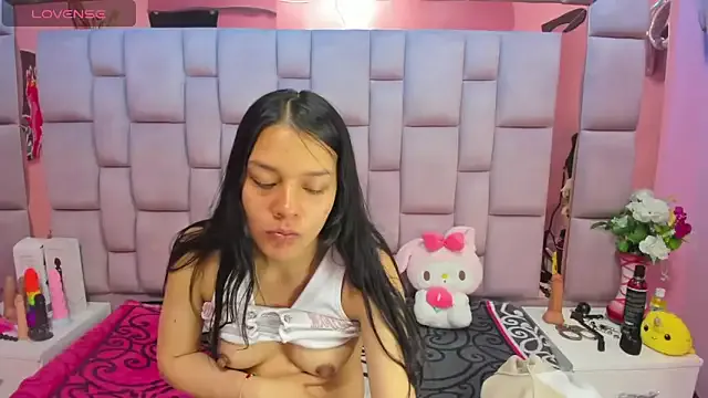 jasminesummer – webcam model profile photo Image 13