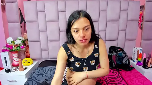 jasminesummer – webcam model profile photo Image 16