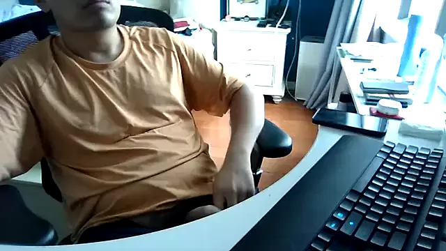 JamesDreams – webcam model profile photo Image 11