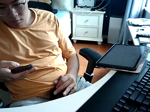 JamesDreams – webcam model profile photo Image 12