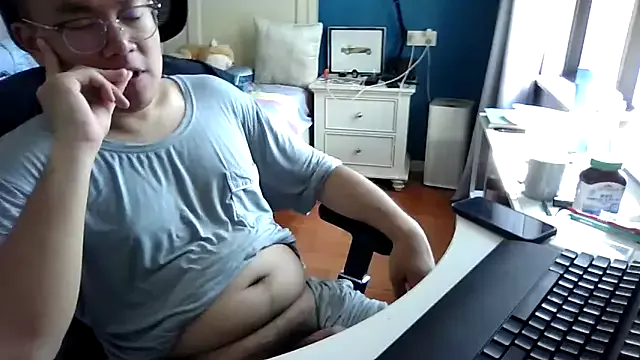 JamesDreams – webcam model profile photo Image 7