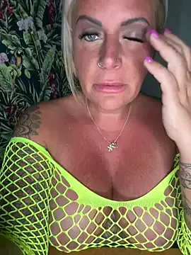 Big-Tits69 Image 11