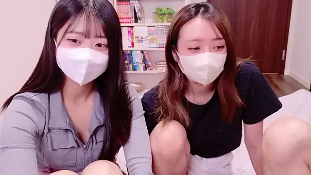 hina_porn – webcam model profile photo Image 12