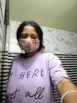 hina_porn – webcam model profile photo Image 19