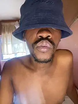 Hot_Mayra25 cam model Image 3