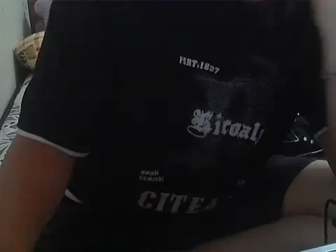  – webcam model profile photo Image 5
