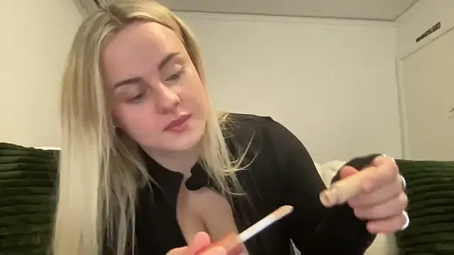 bigboobybaby@xh Image 12
