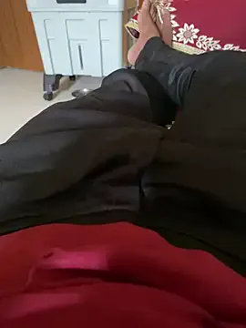 Horny_pratiksha – webcam model profile photo Image 5