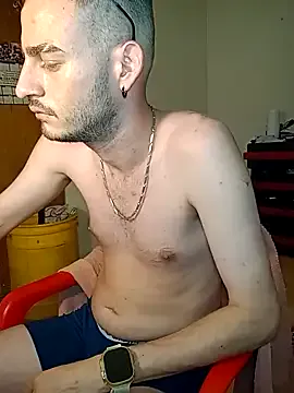 _Alicee_1 – webcam model profile photo Image 6