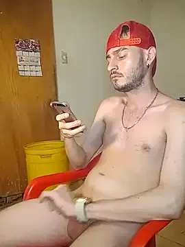 _Alicee_1 – webcam model profile photo Image 7