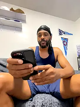 BigBDMari – webcam model profile photo Image 2