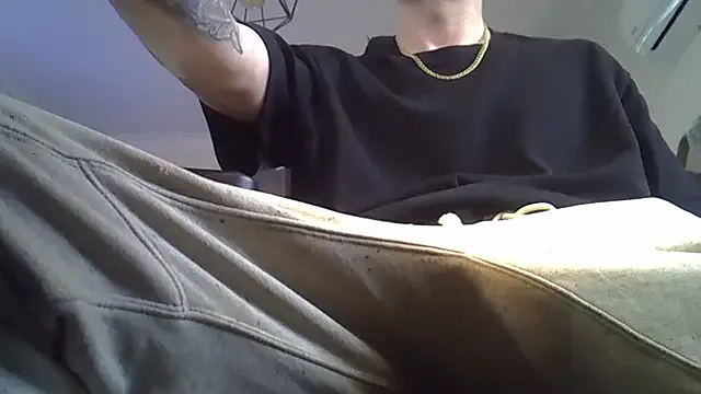 Bigone_uncut – webcam model profile photo