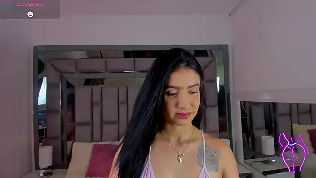 Sofia3393 – webcam model profile photo Image 4