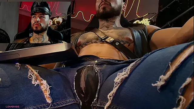 Jbear7127 – webcam model profile photo Image 4