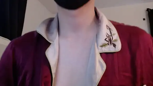 Zeefy – webcam model profile photo Image 6