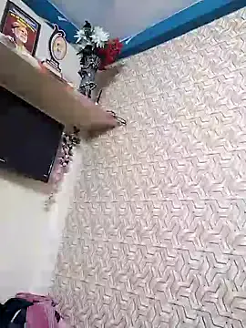 oxo_yuna_oxo – webcam model profile photo Image 12