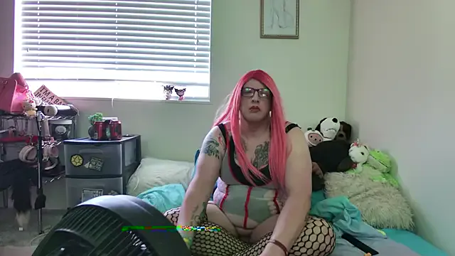 _Alicee_1 – webcam model profile photo Image 7