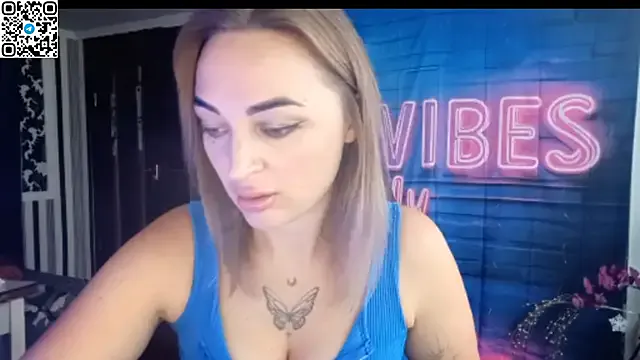 Yui-Ch – webcam model profile photo Image 10