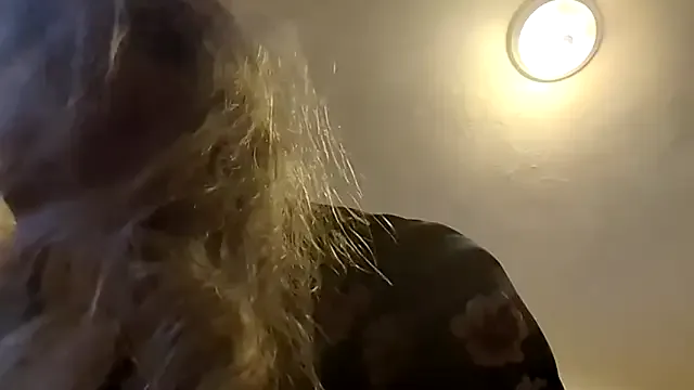 Queen_Daisy – webcam model profile photo Image 13