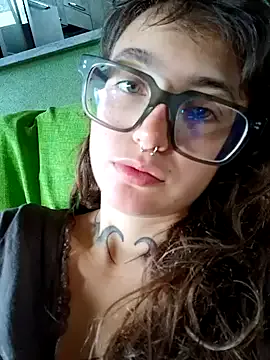 RollDolls – webcam model profile photo Image 12