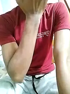 maataaan – webcam model profile photo Image 12