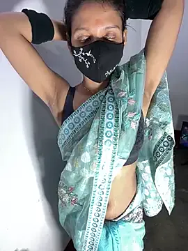RollDolls – webcam model profile photo Image 2