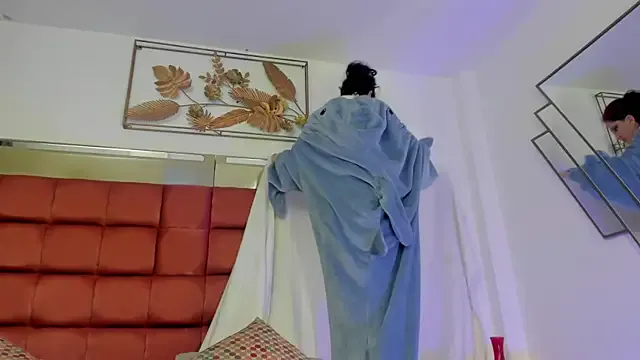 Mia--meow – webcam model profile photo Image 12