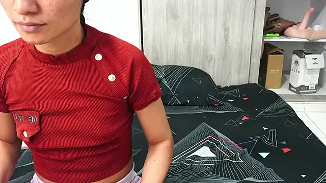 NANA_7 – webcam model profile photo Image 8