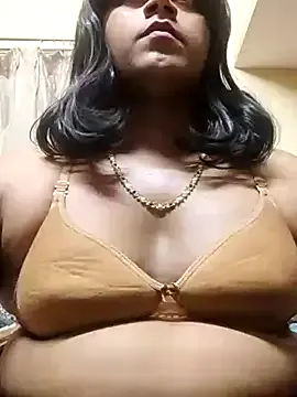 Boobie_Curvy_Nandana Image 4
