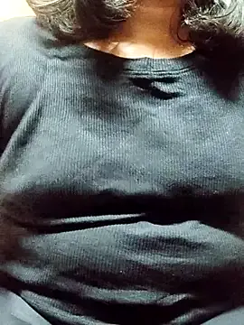 Boobie_Curvy_Nandana Image 5