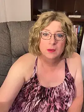  – webcam model profile photo Image 2