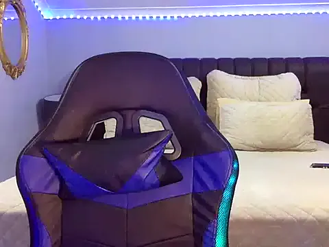 Megu_Melon – webcam model profile photo Image 15