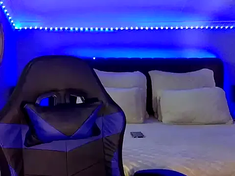 Megu_Melon – webcam model profile photo Image 9