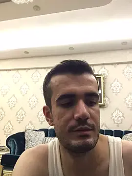 roouse – webcam model profile photo Image 17