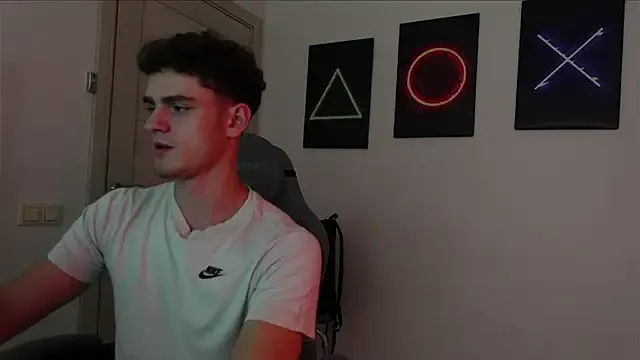 Riku_999 – webcam model profile photo Image 15