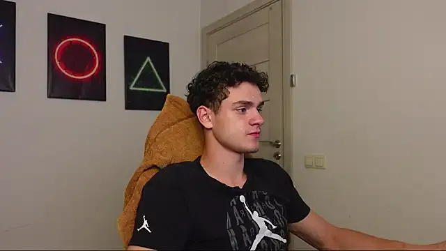 Riku_999 – webcam model profile photo Image 19