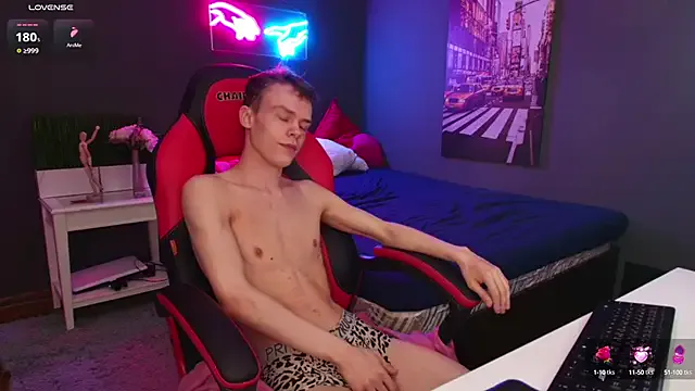 zui_lu – webcam model profile photo Image 8