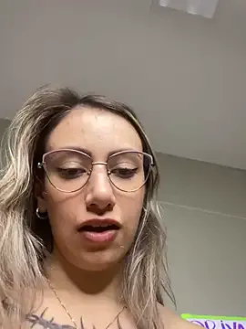 Branquinha_12 – webcam model profile photo