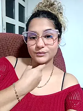 Megu_Melon – webcam model profile photo Image 10