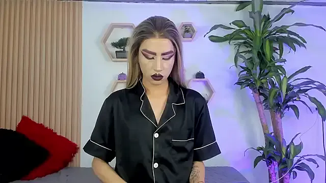 Awesomelusty – webcam model profile photo Image 6