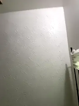 oypo – webcam model profile photo Image 4