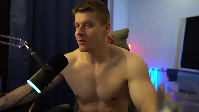 FroggyAnna – webcam model profile photo Image 11