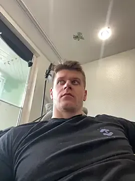 FroggyAnna – webcam model profile photo Image 3