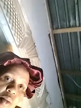 NANA_7 – webcam model profile photo Image 11